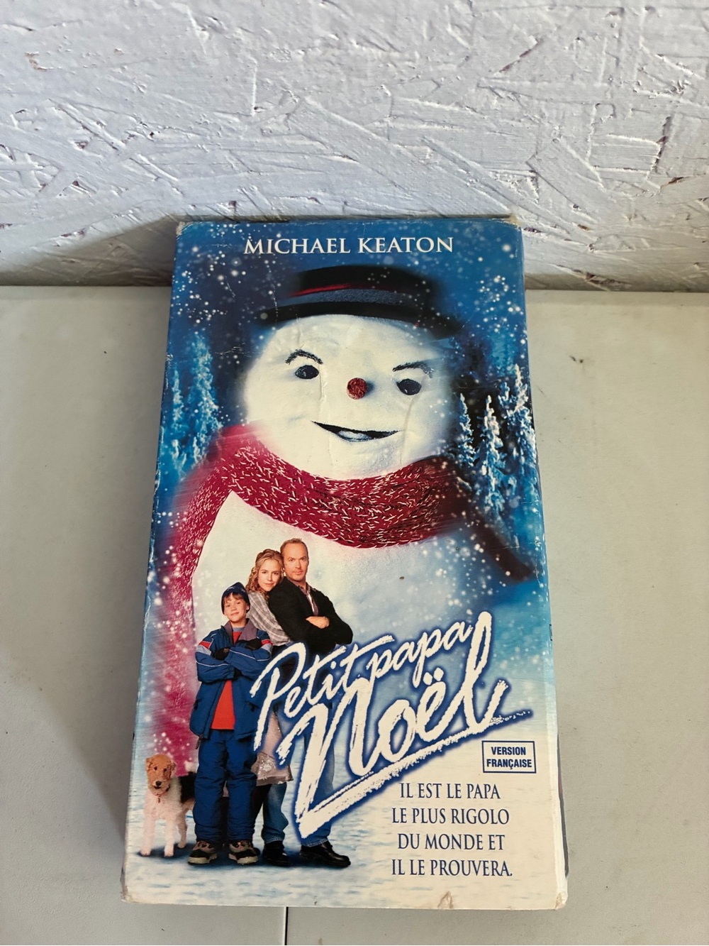 Petits Papa Noël (Snowman) Michael Keaton - Blue/Red Cover
